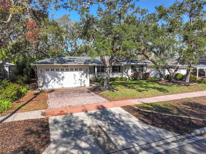 Picture of 1608 Pinellas Road, Belleair FL 33756