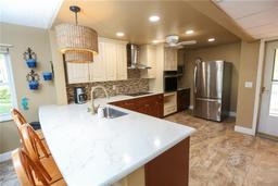 Picture of 12200 Vonn Road Unit 2109, Largo, FL 33774