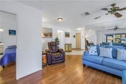 Picture of 2530 Oakleaf Lane Unit 31A, Clearwater, FL 33763