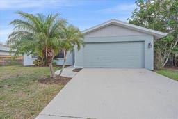 Picture of 2551 W Burr Oak Court, Sarasota, FL 34232