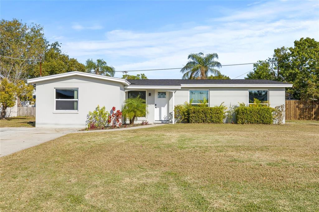 Picture of 509 Florida Circle S, Apollo Beach, FL 33572