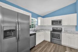 Picture of 395 Alcazar Avenue, De Leon Springs, FL 32130
