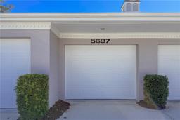 Picture of 5697 Sheffield Greene Circle Unit 51, Sarasota, FL 34235