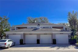 Picture of 5697 Sheffield Greene Circle Unit 51, Sarasota, FL 34235