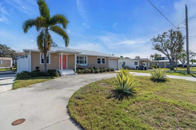 Picture of 524 Palm Avenue, Ellenton FL 34222