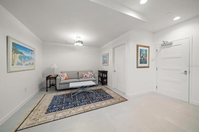 Picture of 920 N Osceola Avenue Unit 702, Clearwater FL 33755
