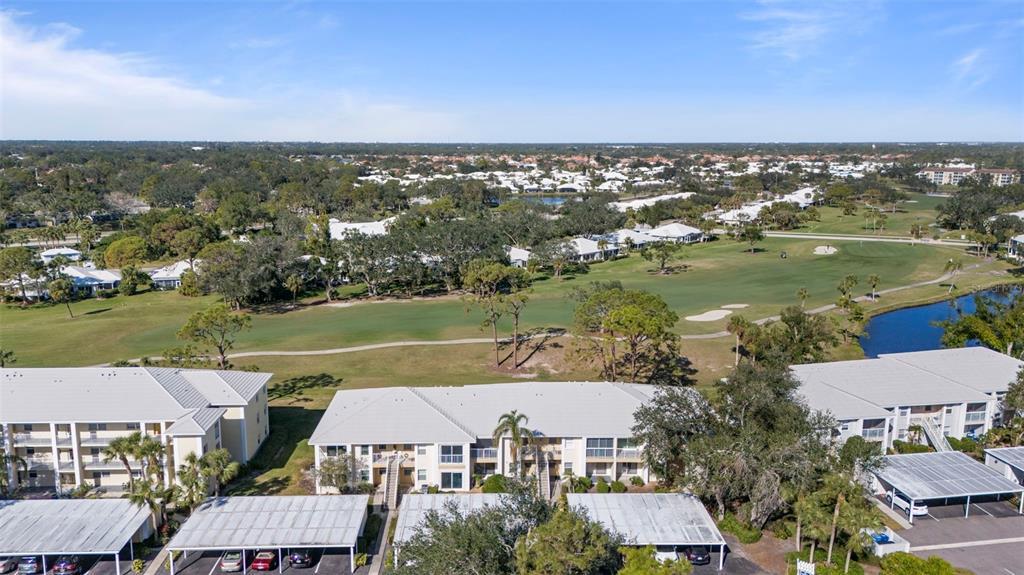 Picture of 431 Cerromar Lane Unit 446, Venice, FL 34293