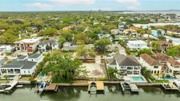 Picture of 4927 W San Rafael Street, Tampa, FL 33629