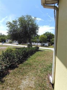 Picture of 1649 W Waycross Circle, Deltona, FL 32725