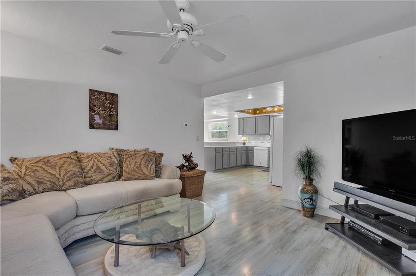 Picture of 140 142Nd Avenue E, Madeira Beach FL 33708