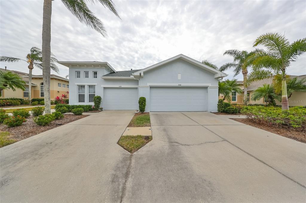 Picture of 2438 Sifield Greens Way Unit 44, Sun City Center, FL 33573
