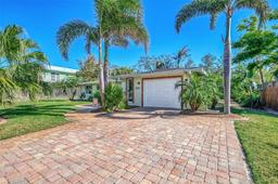 Picture of 3695 Shamrock Drive, Venice, FL 34293