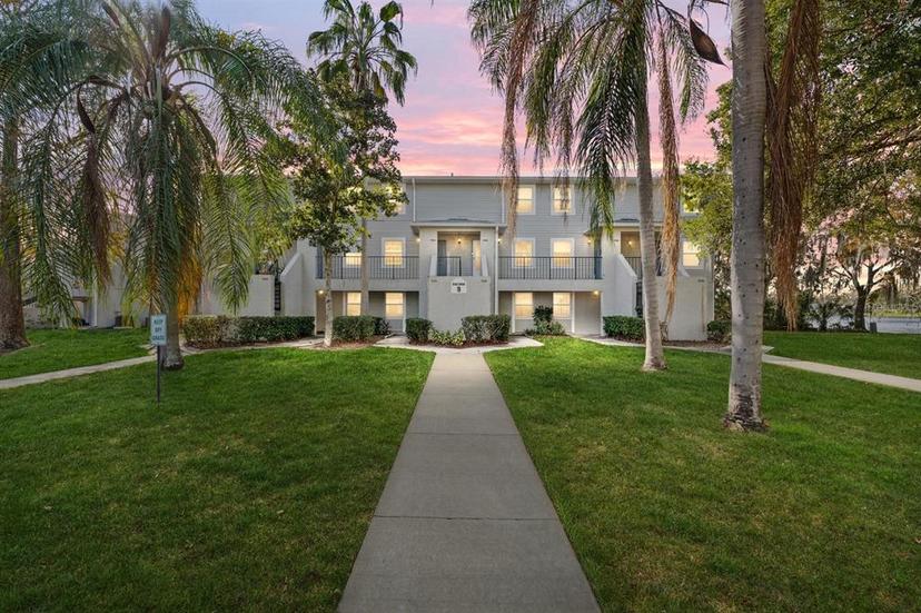 Picture of 7240 E Bank Drive Unit 204, Tampa FL 33617