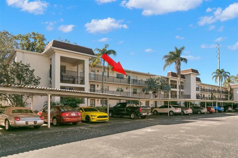 Picture of 831 Maple Court Unit 303, Dunedin FL 34698