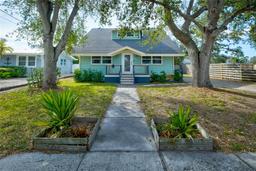 Picture of 1213 5Th Street W, Palmetto, FL 34221