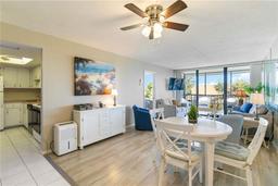 Picture of 612 Bird Bay Drive S Unit 309, Venice, FL 34285