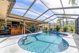 Picture of 2109 Elmwood Court, Plant City, FL 33563