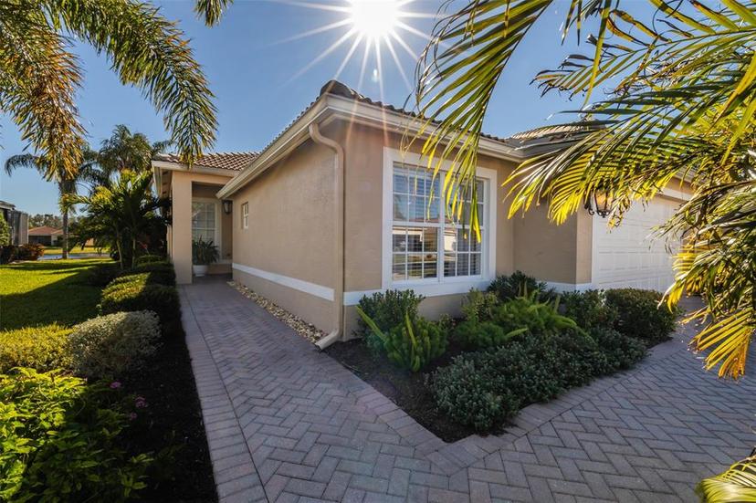 Picture of 15731 Crystal Waters Drive, Wimauma FL 33598