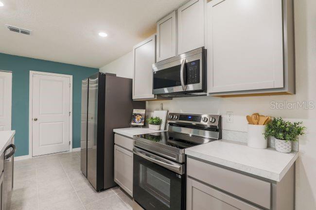 Picture of 17412 Wellsley Avenue, Port Charlotte FL 33954