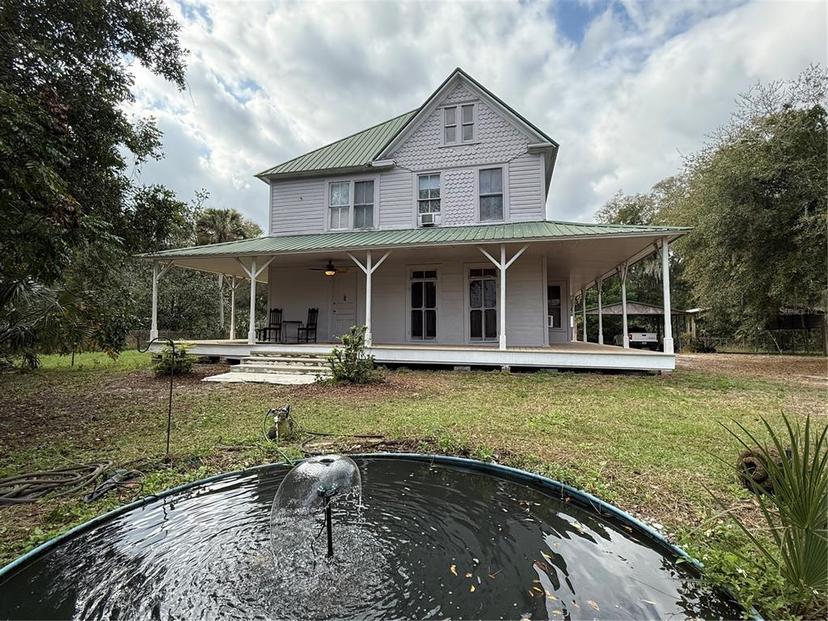Picture of 110 N Volusia Avenue, Pierson FL 32180
