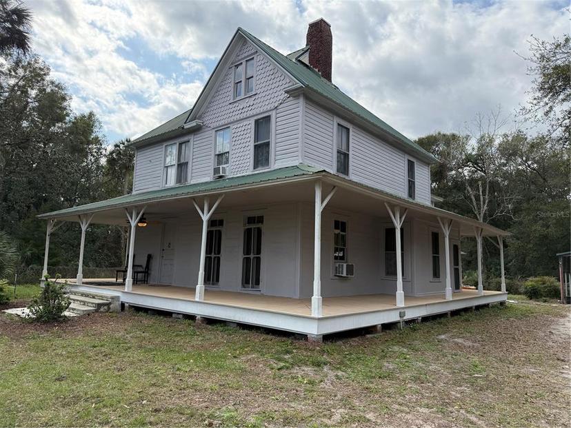 Picture of 110 N Volusia Avenue, Pierson FL 32180