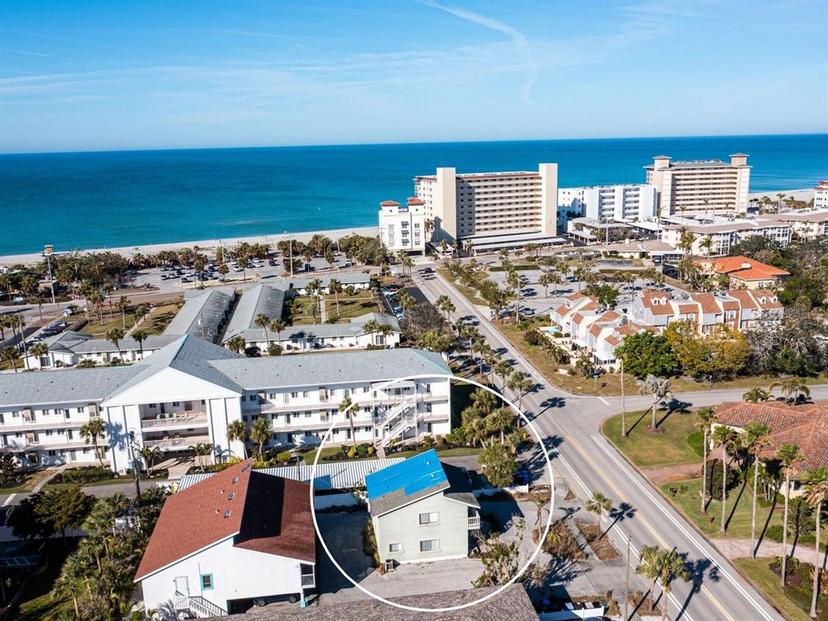 Picture of 709 Barcelona Avenue Unit D & E, Venice FL 34285