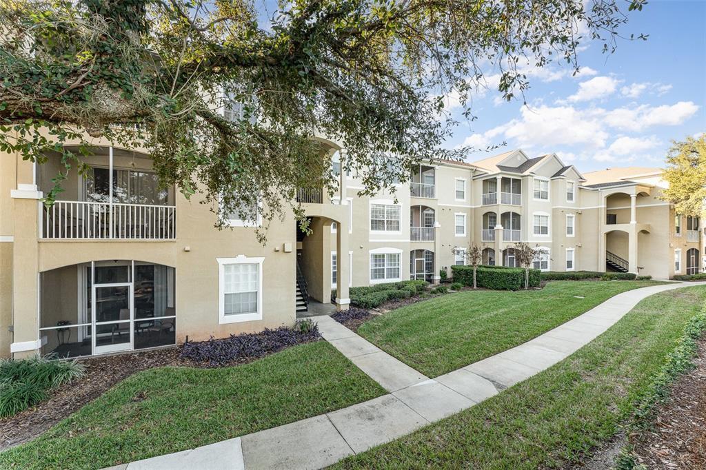 Picture of 2303 Butterfly Palm Way Unit 201, Kissimmee, FL 34747