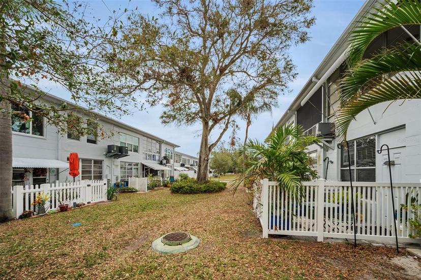 Picture of 4140 55Th Street N Unit 1211, Kenneth City FL 33709
