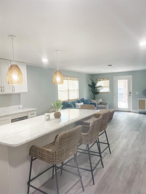 Picture of 690 Fox Street, Longboat Key FL 34228