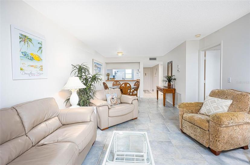Picture of 404 Cerromar Circle N Unit 116, Venice FL 34293
