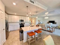 Picture of 10059 Crooked Creek Drive Unit 102, Venice, FL 34293