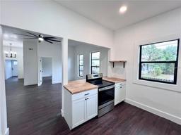 Picture of 1109 E 32Nd Avenue, Tampa, FL 33603
