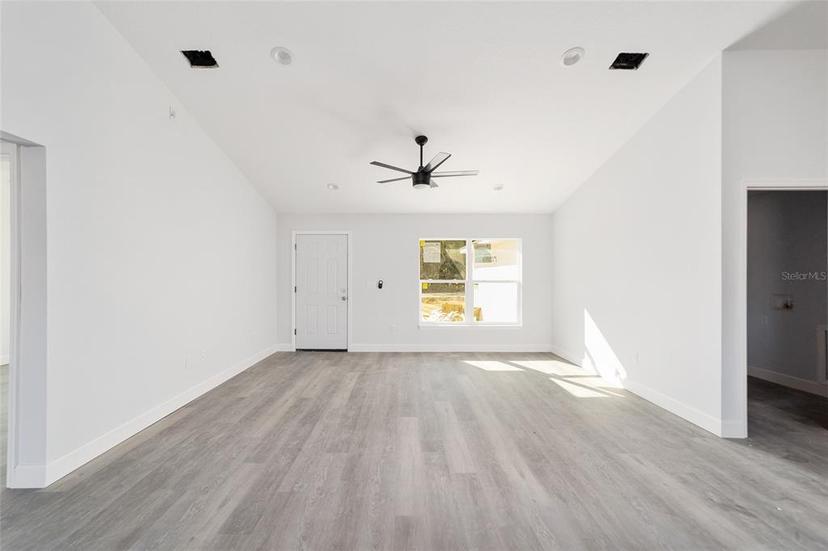 Picture of 55 Locust Loop Circle, Ocala FL 34472