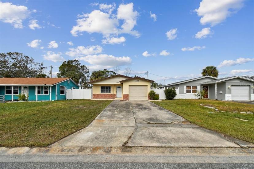Picture of 1885 Mississippi Avenue Ne, St Petersburg FL 33703