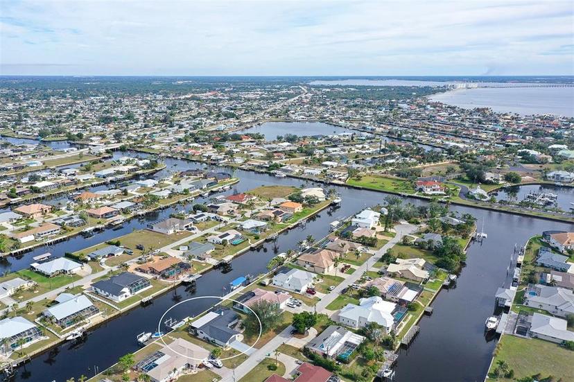 Picture of 128 Sinclair Street Se, Port Charlotte FL 33952