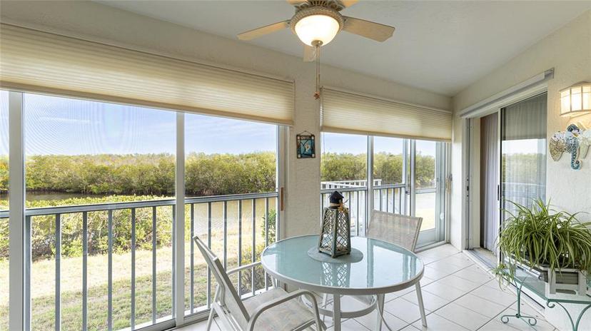 Picture of 1109 Edgewater Circle Unit 1109, Bradenton FL 34209