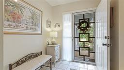 Picture of 1109 Edgewater Circle Unit 1109, Bradenton, FL 34209