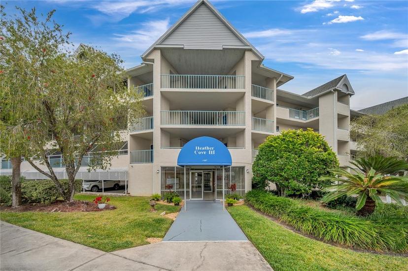 Picture of 5567 Sea Forest Drive Unit 320, New Port Richey FL 34652