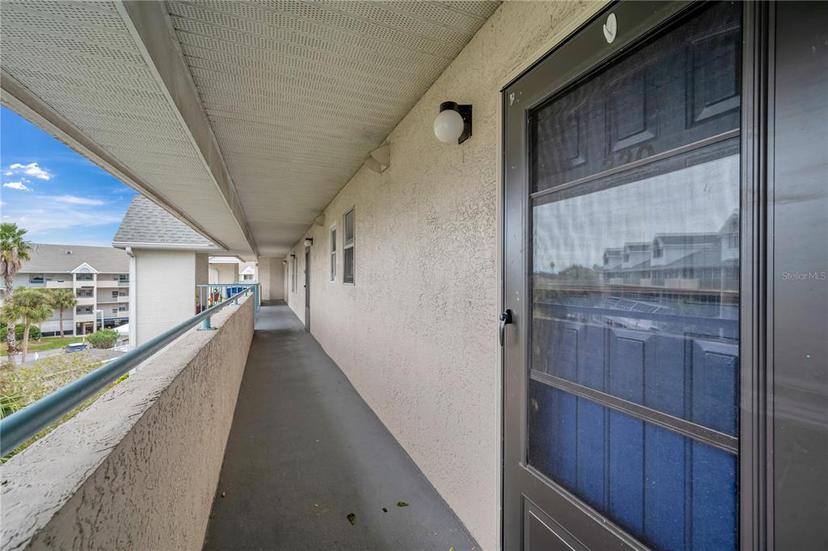 Picture of 5567 Sea Forest Drive Unit 320, New Port Richey FL 34652