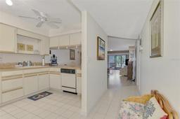 Picture of 934 Capri Isles Boulevard Unit 111, Venice, FL 34292