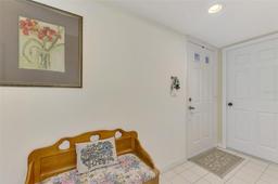 Picture of 934 Capri Isles Boulevard Unit 111, Venice, FL 34292