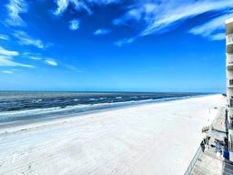 Picture of 18650 Gulf Boulevard Unit 413, Indian Shores, FL 33785
