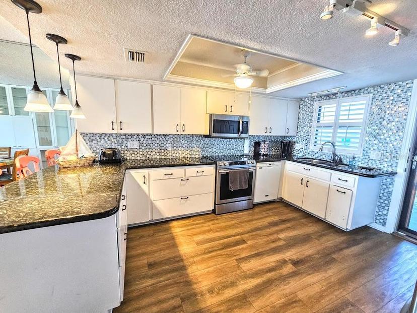 Picture of 18650 Gulf Boulevard Unit 413, Indian Shores FL 33785