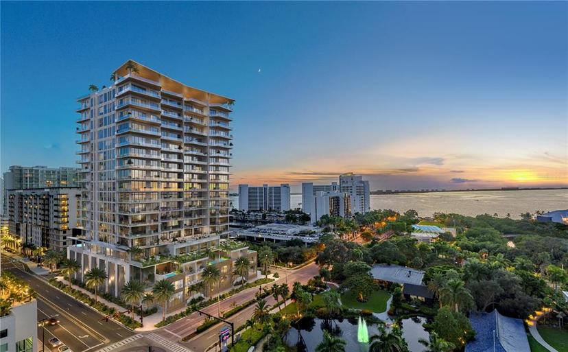 Picture of 668 Quay Commons Unit 1102, Sarasota FL 34236