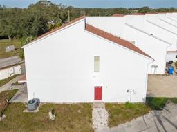 Picture of 9406 Citrus Glen Place, Tampa, FL 33618