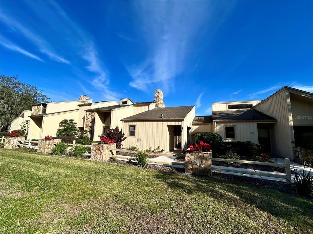 Picture of 19 Aspen Dr. Unit 19, Haines City, FL 33844