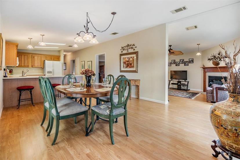 Picture of 37539 Gill Avenue, Zephyrhills FL 33541
