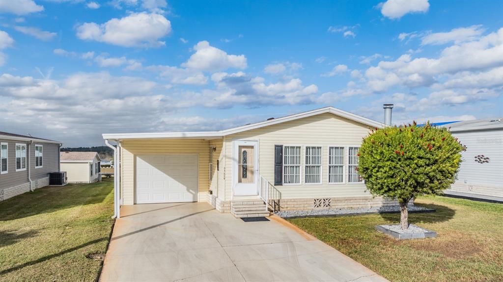 Picture of 37539 Gill Avenue, Zephyrhills, FL 33541