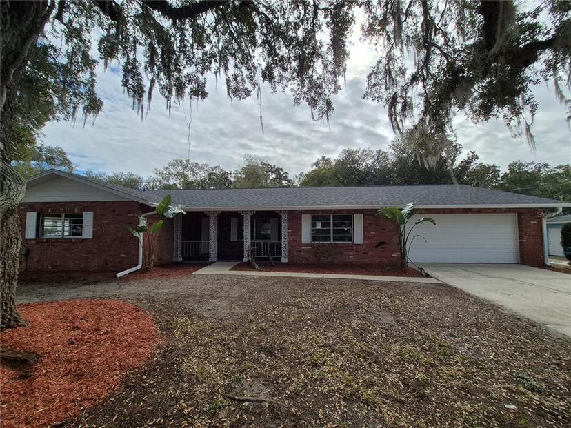 Picture of 802 Peters Street, Wildwood FL 34785