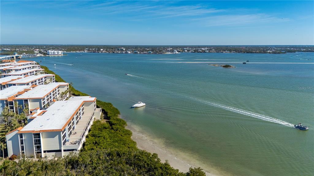 Picture of 1751 Beach Road Unit 404, Englewood, FL 34223